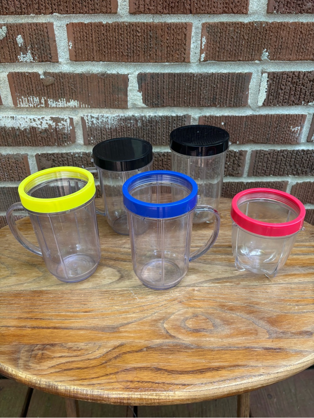 Magic Bullet Blender Replacement Mugs 4 Cups 3 Lids Lip Rings 2 lids